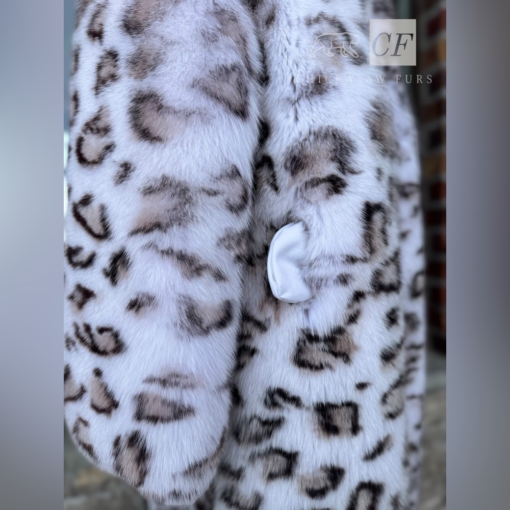 48 Unisex Floor Length Snow Leopard Dyed Fox Fur Coat Real FOX Fur - Picture 9 of 14